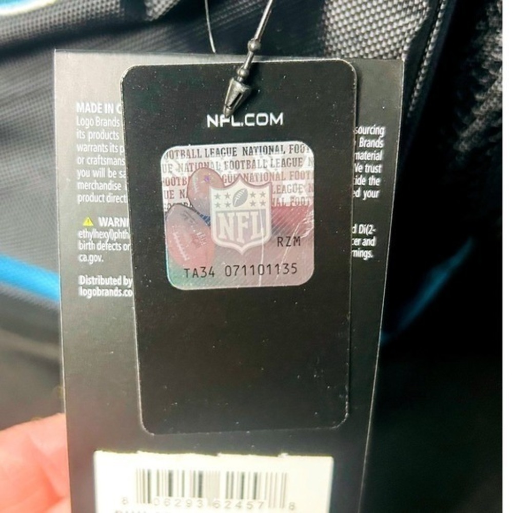 NFL ~ Rolling Cooler Bag ~ Green/Black ~ Insulated/Leak Proof/48 Can‎ Capacity - Picture 9 of 9